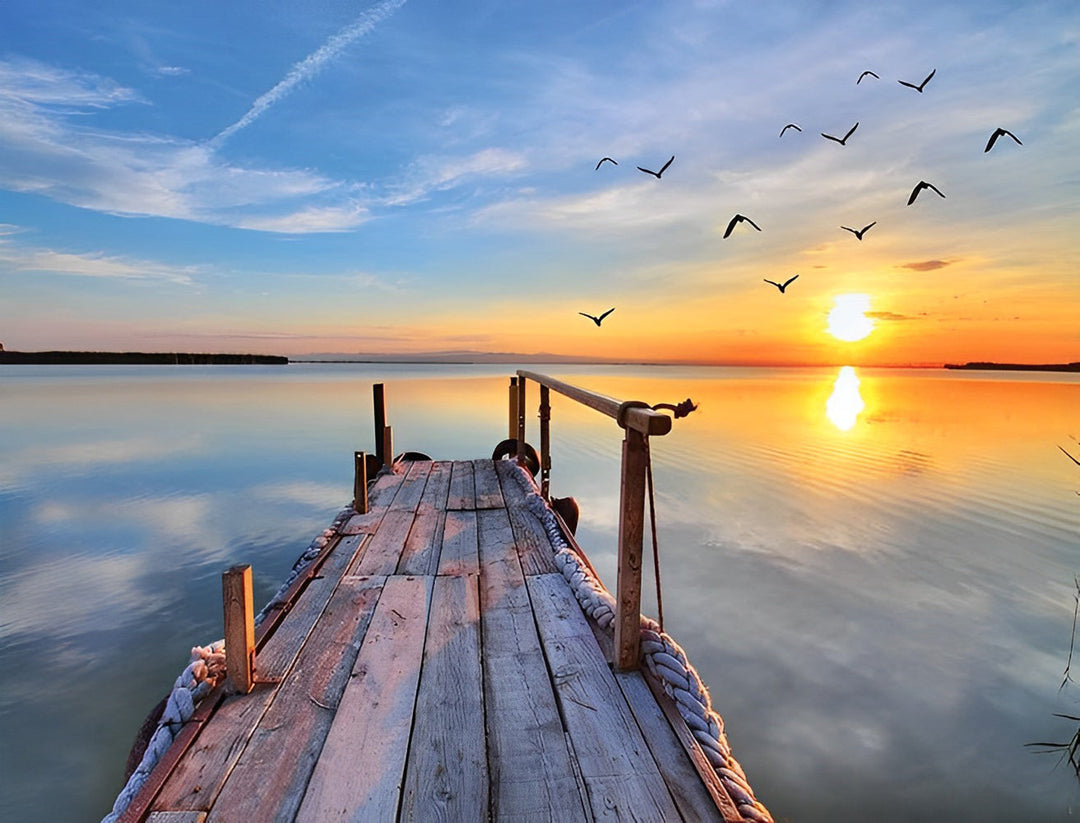 Houten Steiger en Vogels in de Lucht bij Zonsondergang Diamond Painting