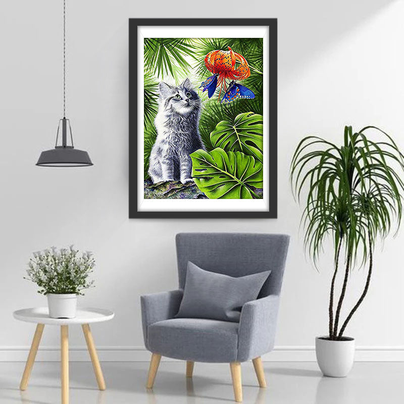 Kat Kijkt naar Twee Blauwe Vlinders die Honing Verzamelen Diamond Painting