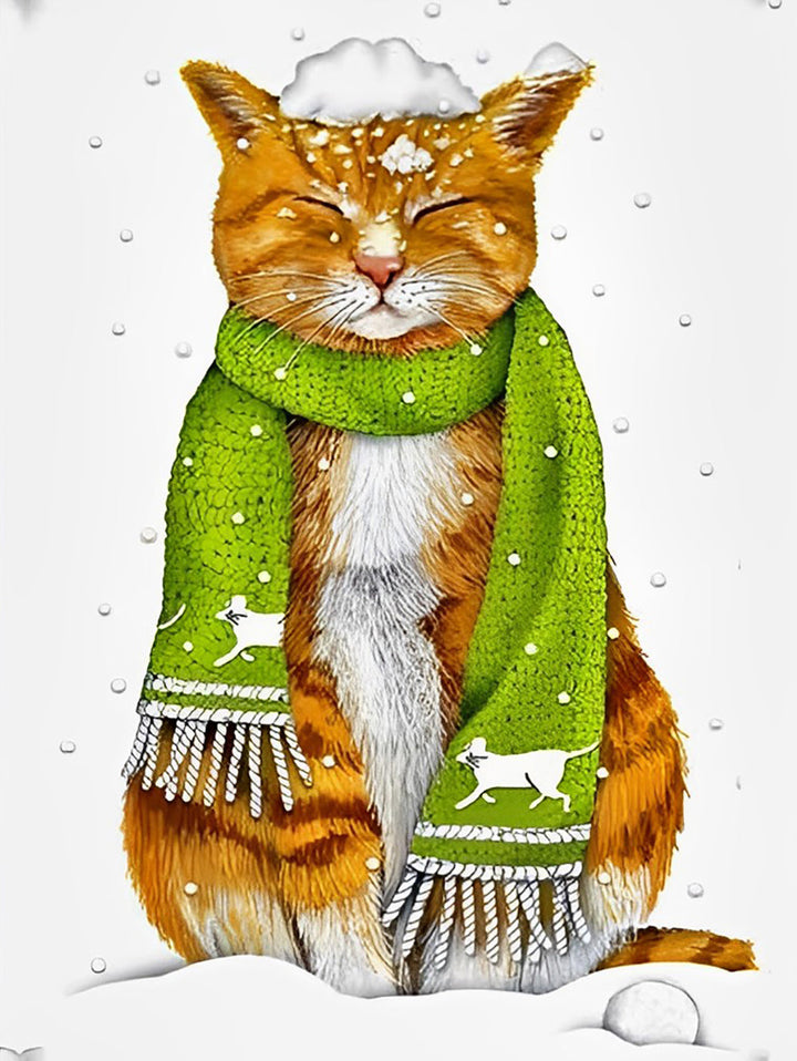Kat met Groene Sjaal op een Besneeuwde Dag Diamond Painting