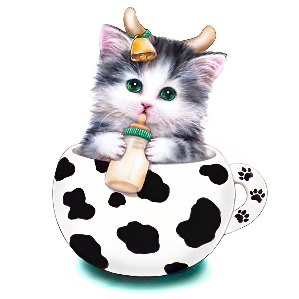 Klein Kitten in Gevlekte Mok Diamond Painting