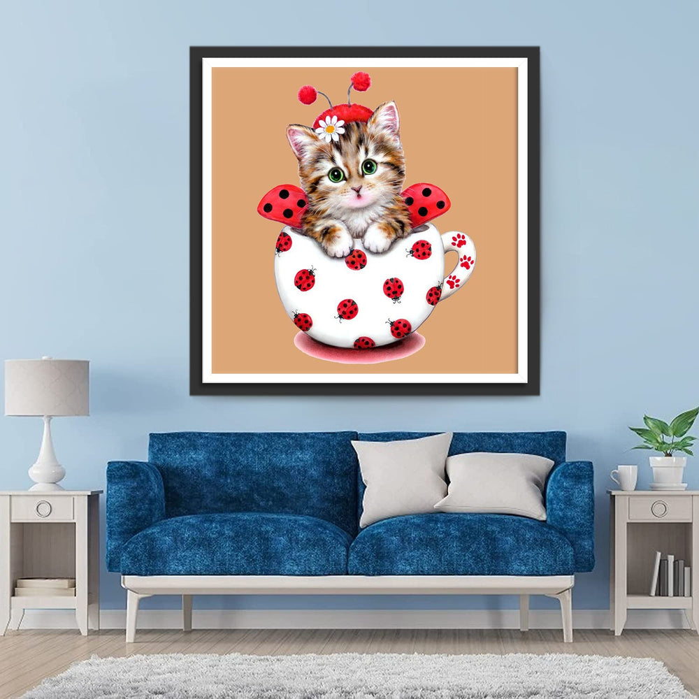 Kleine Lieveheersbeestjes-Kat in een Mok Diamond Painting