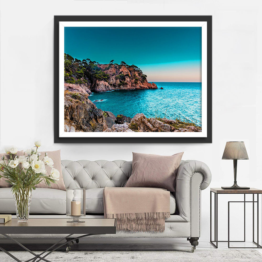 Kliffen met Bomen aan Helderblauwe Kust Diamond Painting