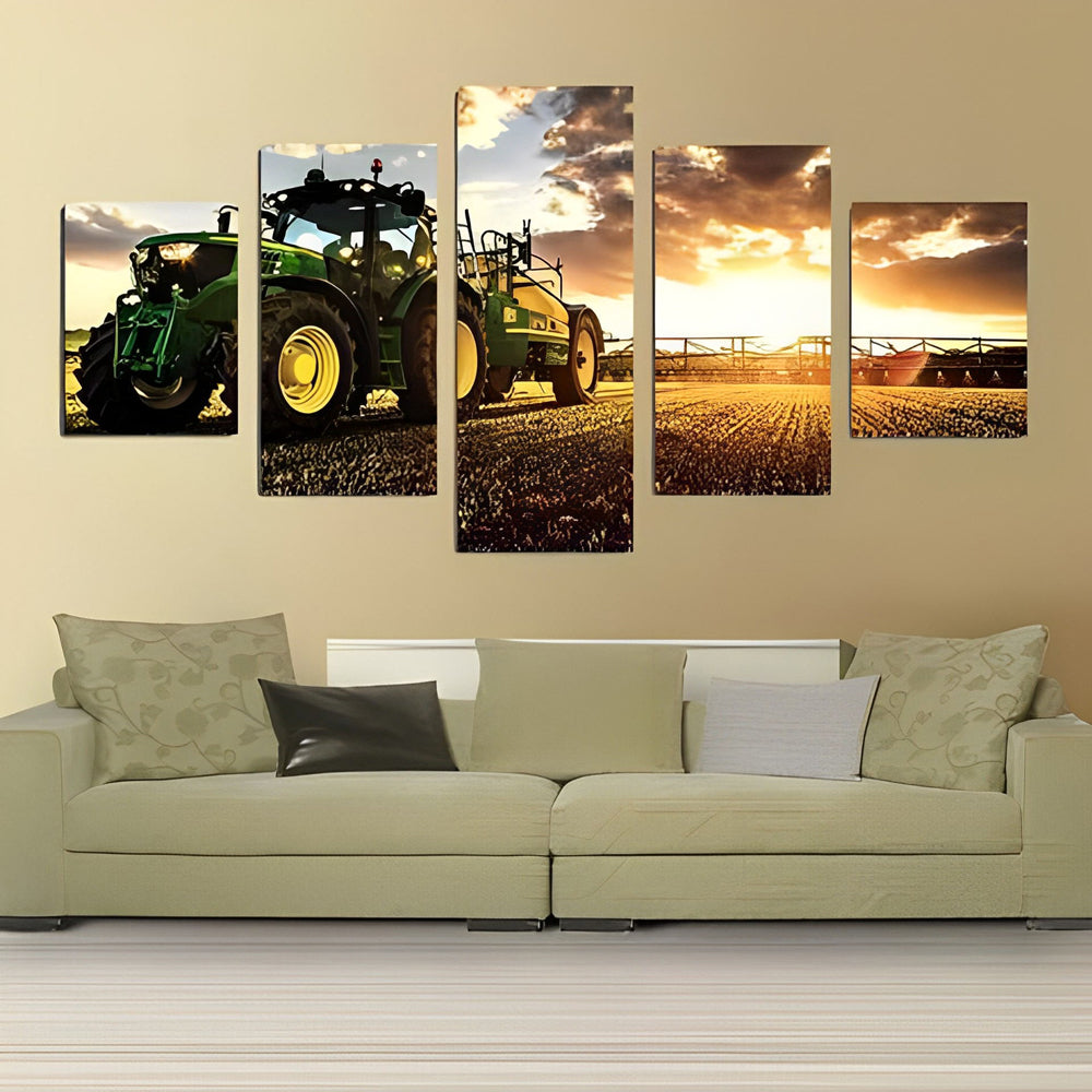 Krachtige Groene Tractoren op Een Akker bij Zonsondergang 5 Platen Diamond Painting