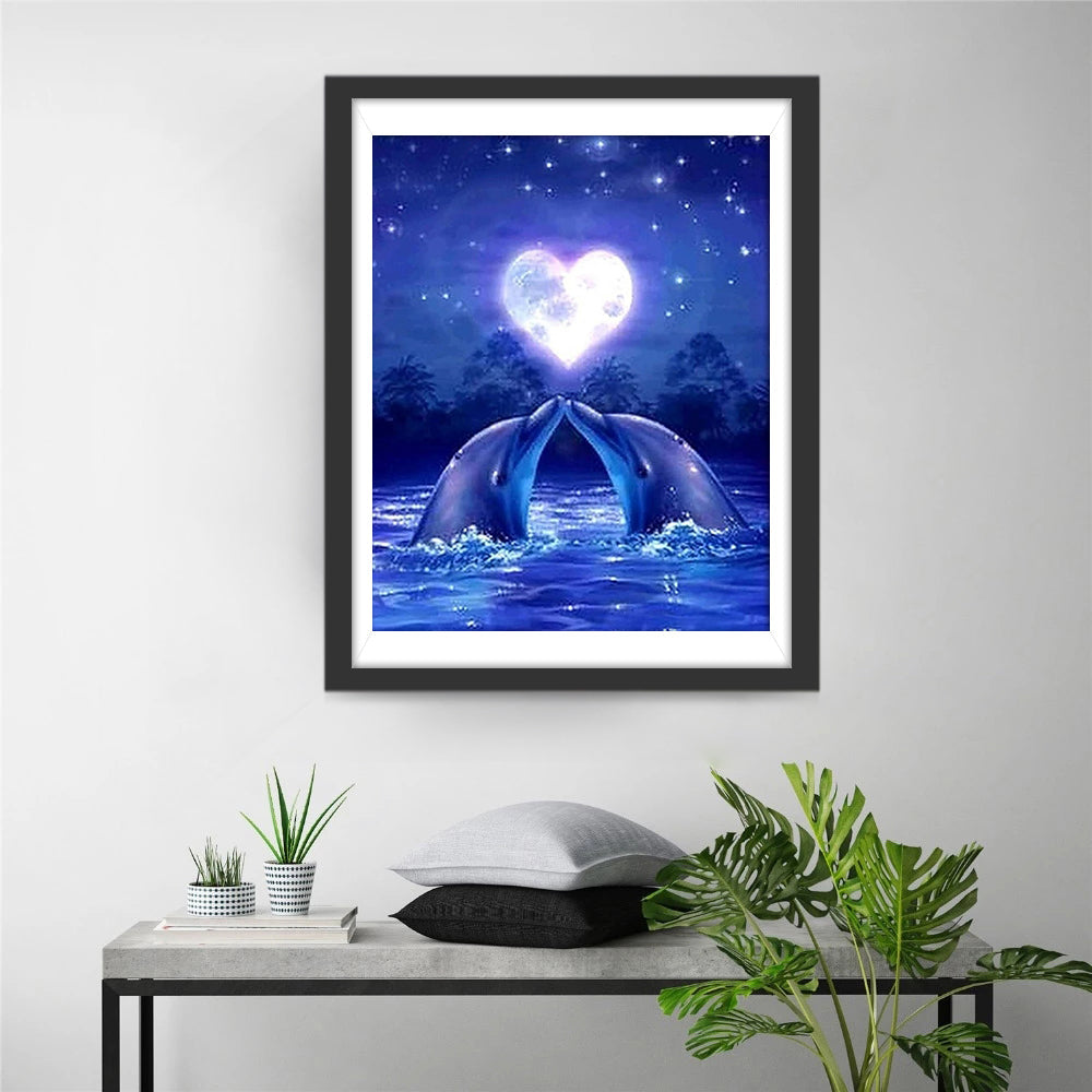 Kussende Dolfijnen onder een Hartvormige Maan Diamond Painting