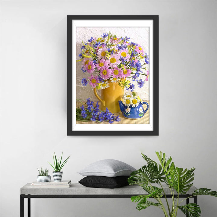 Madeliefjes en Paarse Bloemen in Theekan en Kopje naast Diamond Painting