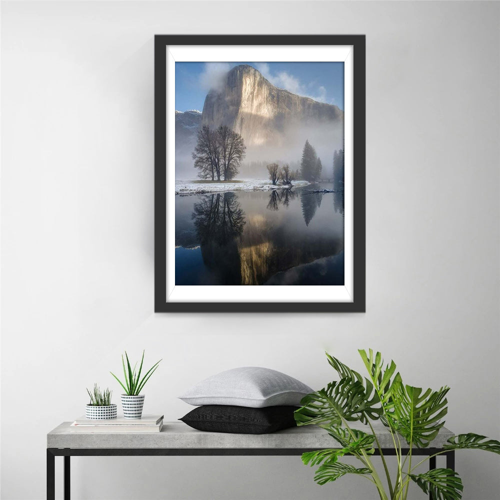Natuurlijke Spiegeling van Berg in Mist Diamond Painting