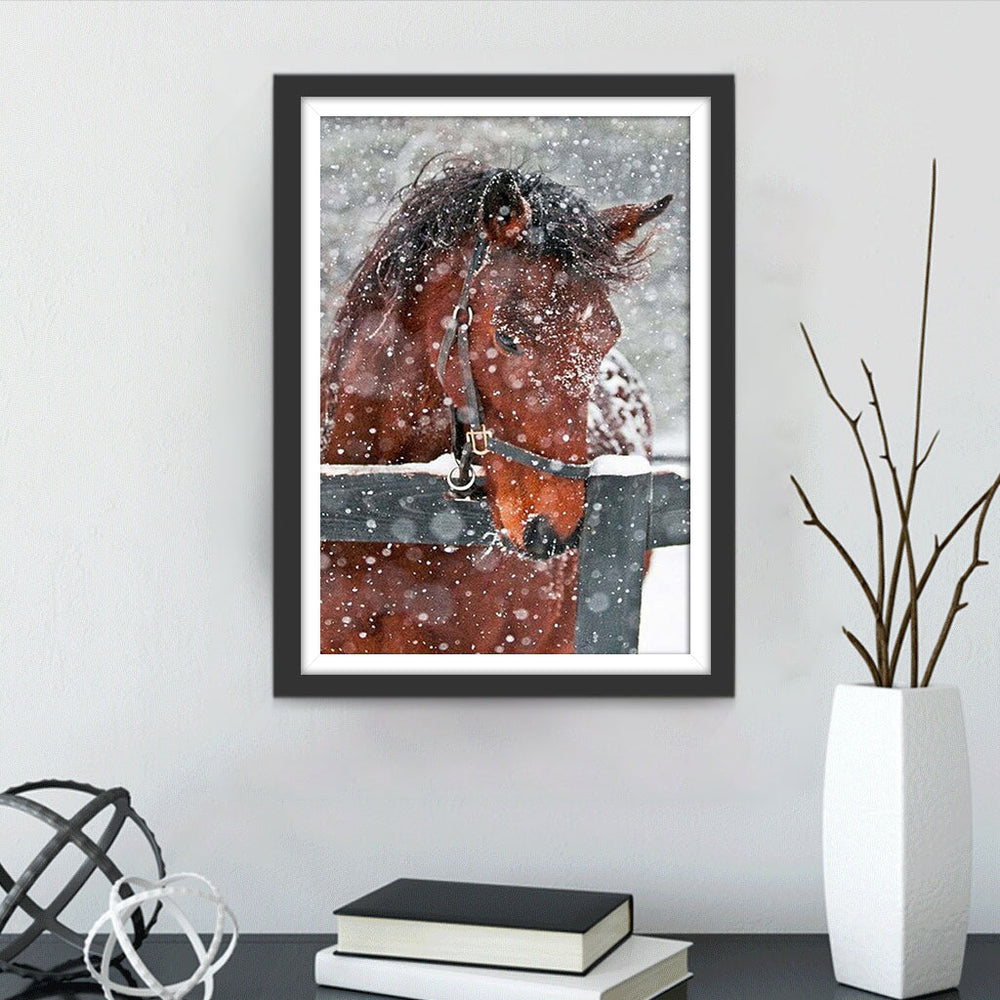 Paarden bij het Hek op een Besneeuwde Dag Diamond Painting
