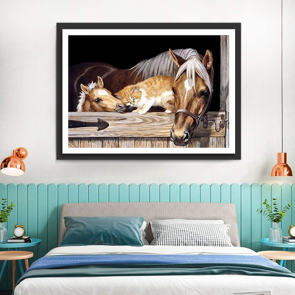 Paarden en Kat in de Stal Diamond Painting