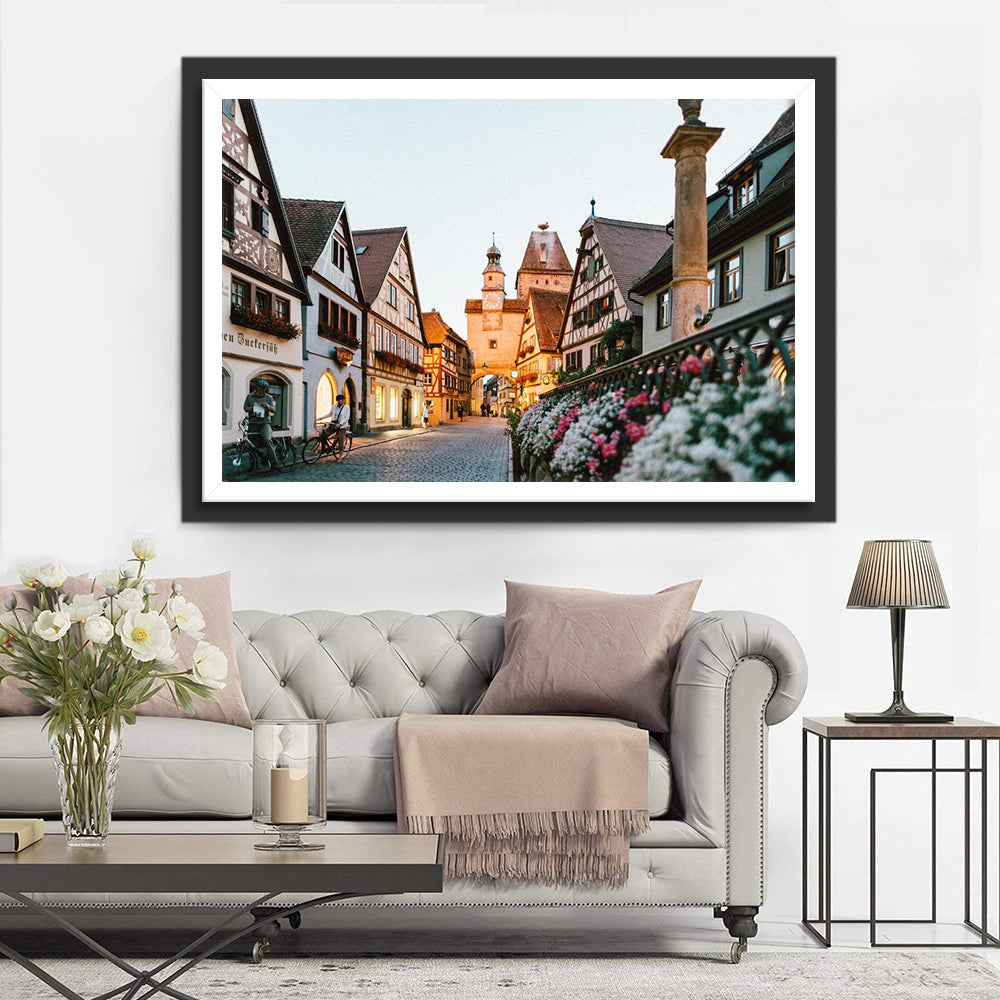 Pittoreske Straat in Historisch Dorp bij Schemering Diamond Painting