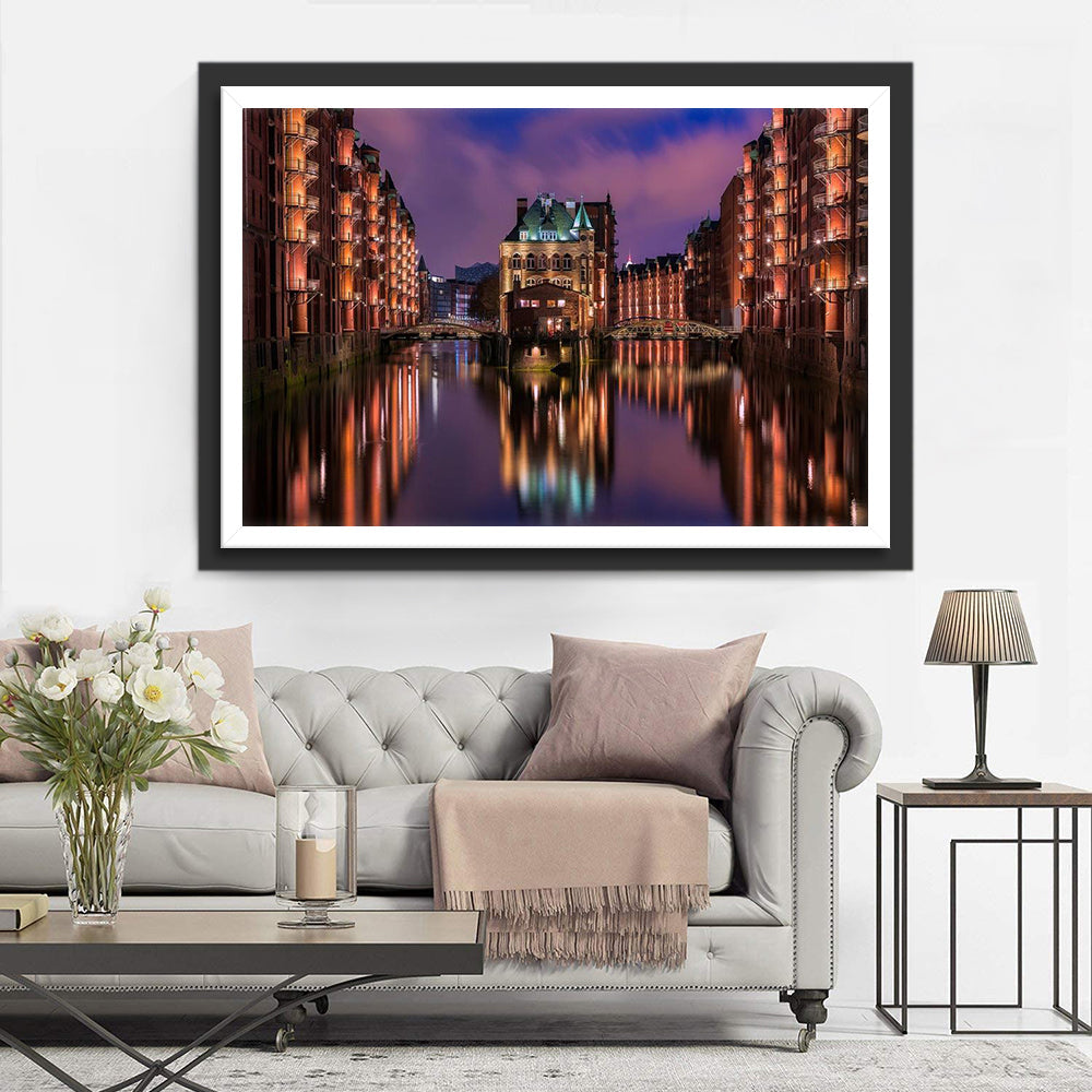 Sfeervolle Nachtweergave van de Grachten en Gebouwen in de Stad Diamond Painting