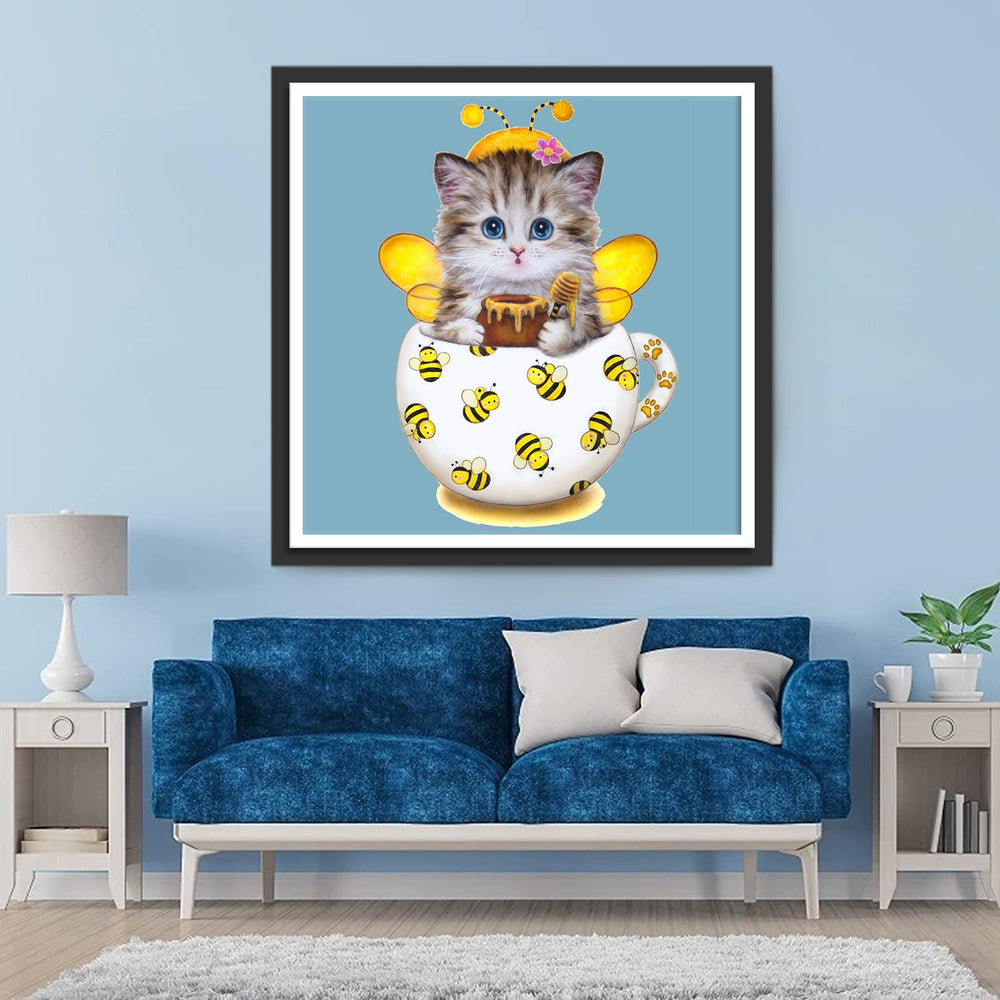 Speels Kitten met Bijenvleugels Diamond Painting