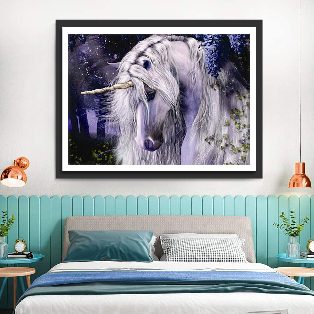 Stemmige Witte Eenhoorn Diamond Painting