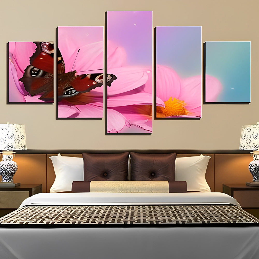 Vlinder op Bloem in Kleurrijk Tafereel 5 Platen Diamond Painting