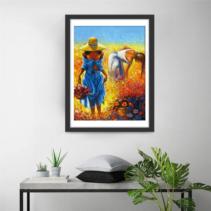 Vrouw met Bloemenkrans in Bloeiende Tuin Diamond Painting