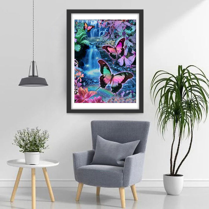 Waterval met Kleurrijke Vlinders Diamond Painting