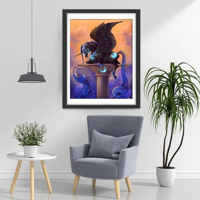Zwarte Eenhoorn met Blauwe Versiering op een Pilaar Diamond Painting